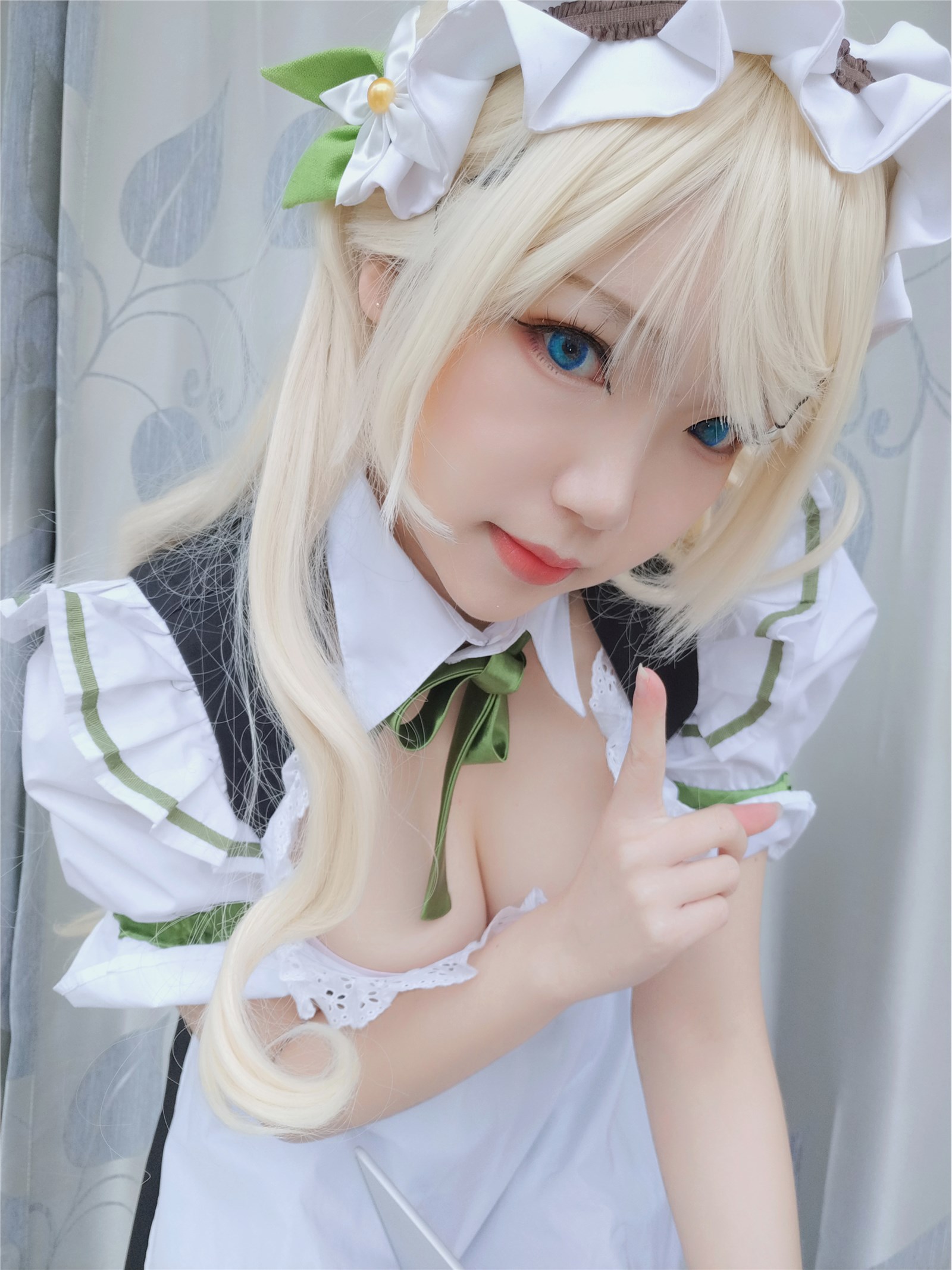 Anime blogger Xue Qing Astra - Maid(4)